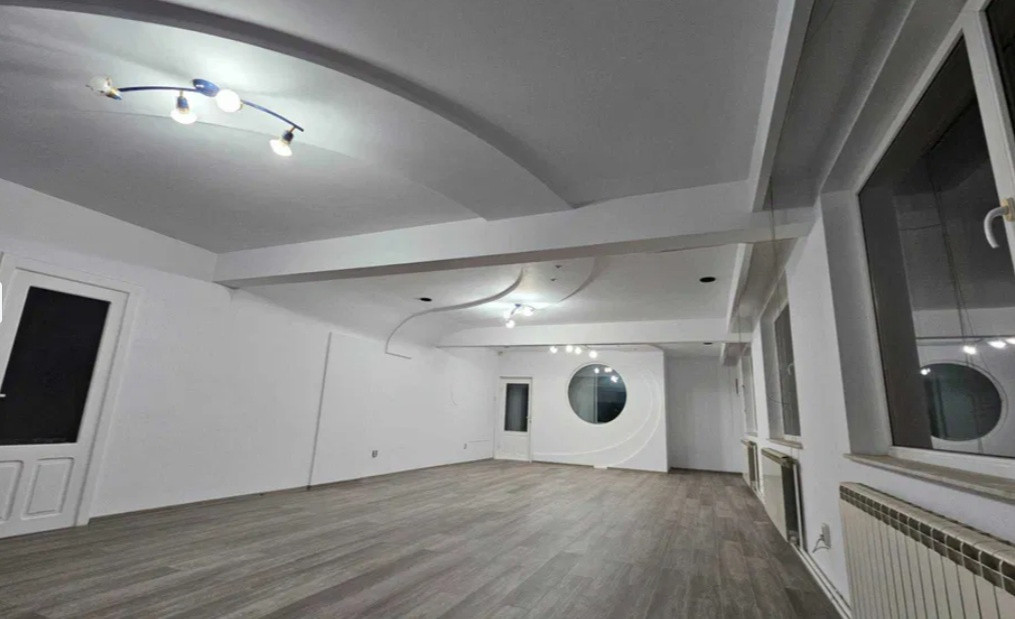 Trocadero - Coiciu , imobil IDEAL BIROURI,  92 mp., etaj 1