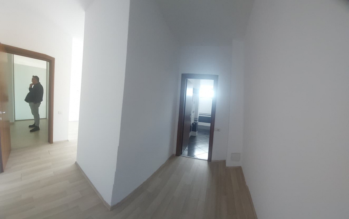 Bd. MAMAIA, spatiu BIROURI, 103 mp.