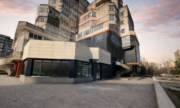 Bd. Tomis, SPATIU 877 mp. + 210 mp. terasa, posibilitate compartimentare