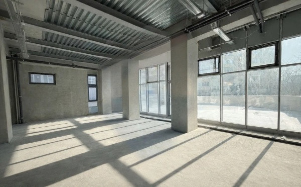 Bd. Tomis, SPATIU 877 mp. + 210 mp. terasa, posibilitate compartimentare