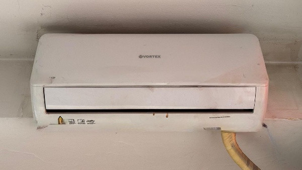 Coiciu - Kamsas, spatiu comercial, 100 mp., zona traficata intens