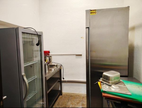 Coiciu - Kamsas, spatiu comercial, 100 mp., zona traficata intens