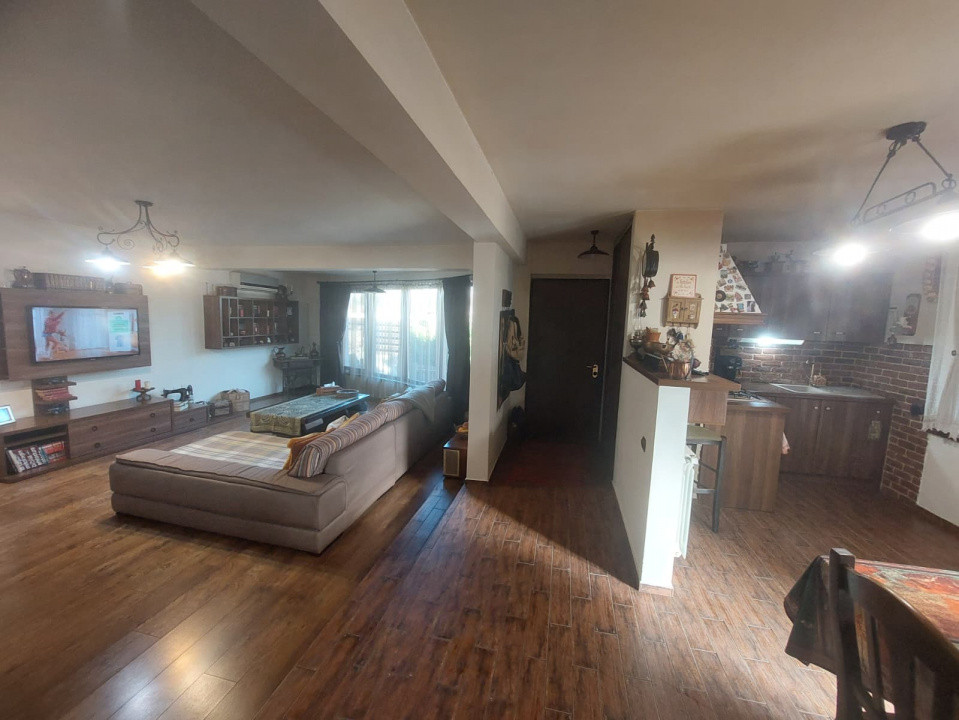 Casă elegantă cu 4 camere și curte generoasă – Poiana (Ovidiu)