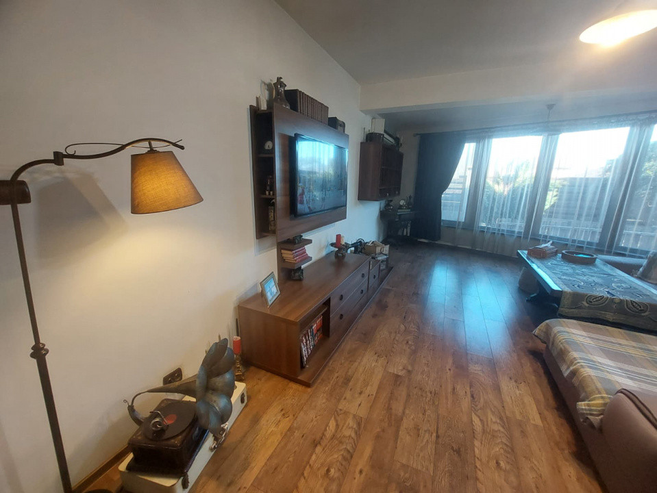 Casă elegantă cu 4 camere și curte generoasă – Poiana (Ovidiu)