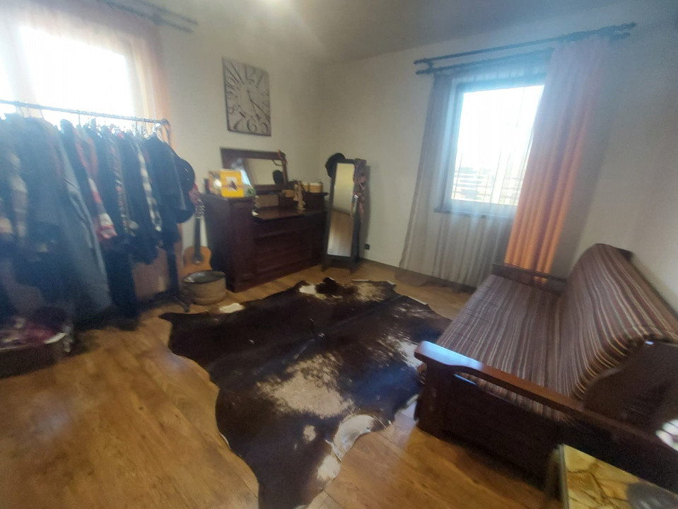 Casă elegantă cu 4 camere și curte generoasă – Poiana (Ovidiu)