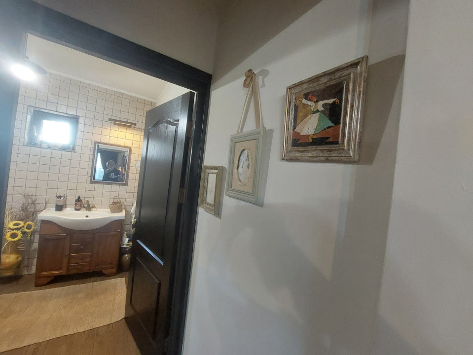 Casă elegantă cu 4 camere și curte generoasă – Poiana (Ovidiu)