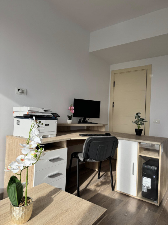 Spatii birouri 60, 74 mp.,  mobilate, echipate IT, UTILITATI INCLUSE