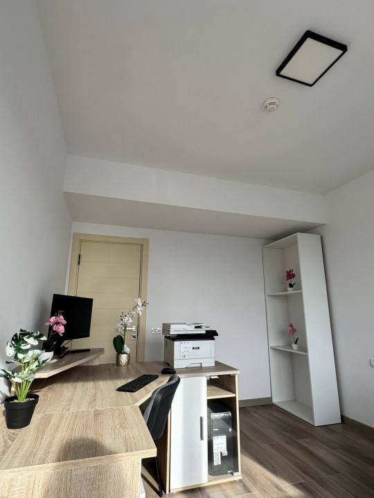 Spatii birouri 60, 74 mp.,  mobilate, echipate IT, UTILITATI INCLUSE