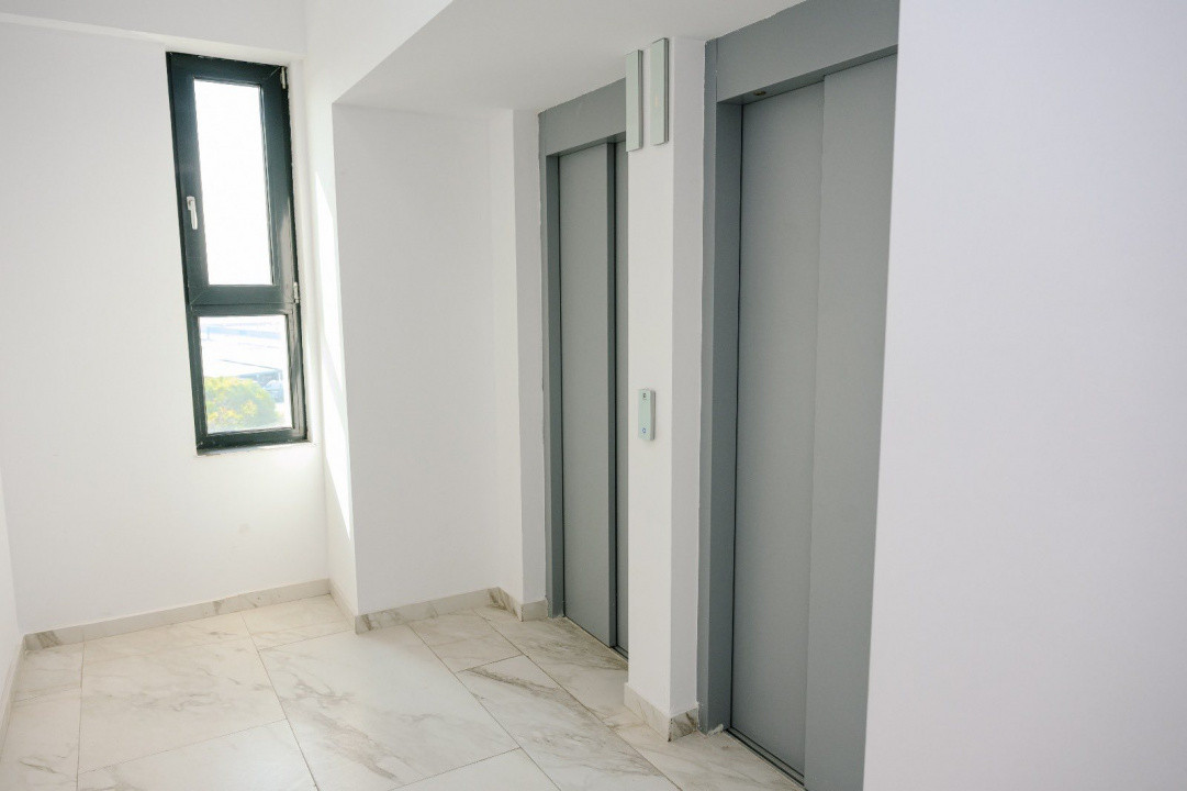 Spatii birouri 60, 74 mp.,  mobilate, echipate IT, UTILITATI INCLUSE