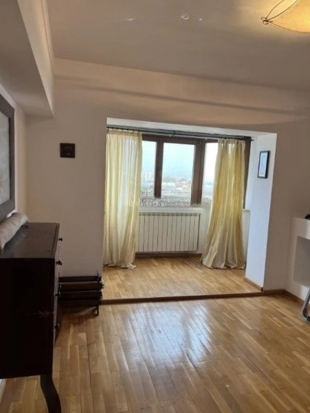 Centru - Soleta, duplex 4 camere, mobilat, utilat, renovat recent, centrala gaze