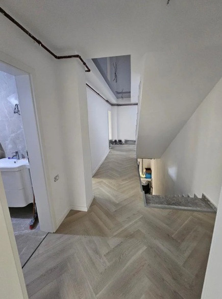 Bd. Mamaia, spatiu IDEAL BIROURI, 170 mp.