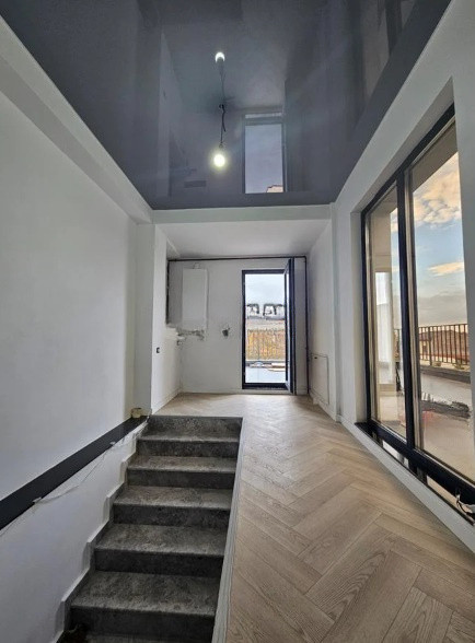 Bd. Mamaia, spatiu IDEAL BIROURI, 170 mp.