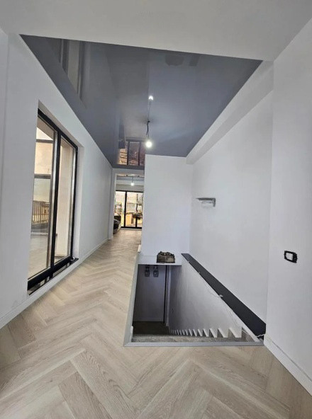 Bd. Mamaia, spatiu IDEAL BIROURI, 170 mp.