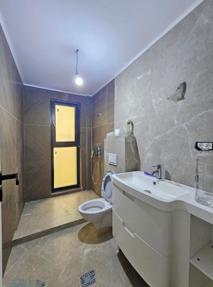 Bd. Mamaia, spatiu IDEAL BIROURI, 170 mp.