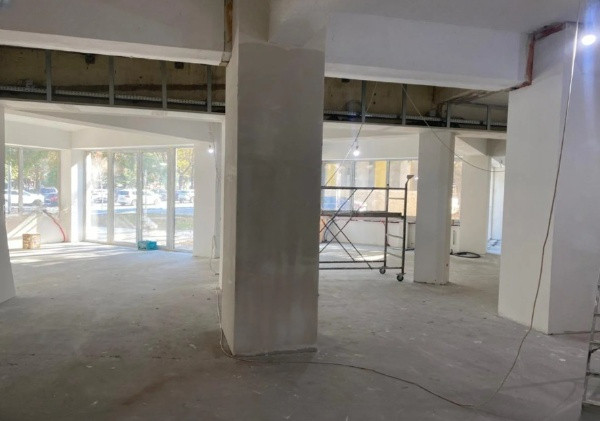 Ultracentral - bd. Tomis, spatiu COMERCIAL, 430 mp. + 210 mp. terasa