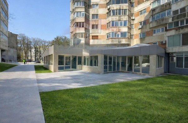 Ultracentral - bd. Tomis, spatiu COMERCIAL, 430 mp. + 210 mp. terasa
