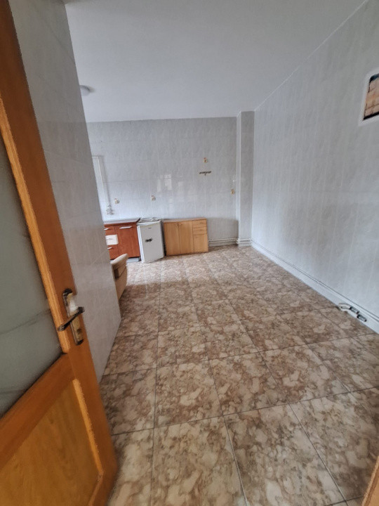 Bd. Mamaia - ANAF, spatiu IDEAL BIROURI, 168 mp.