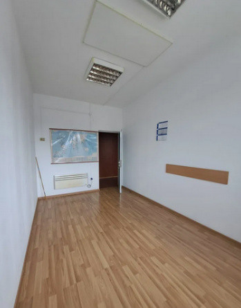 Zona Industriala, imobil birouri, P+1