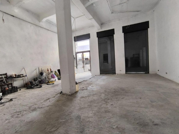 Ultracentral, spatiu comercial, 330 mp.