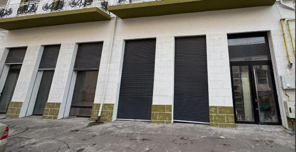 Ultracentral, spatiu comercial, 330 mp.