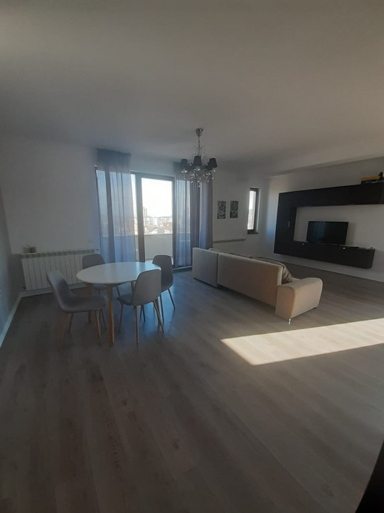 Delfinariu, spatiu birouri, 3 camere, 95 mp.