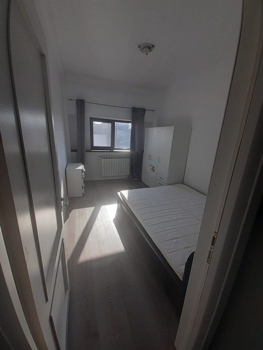 Delfinariu, spatiu birouri, 3 camere, 95 mp.