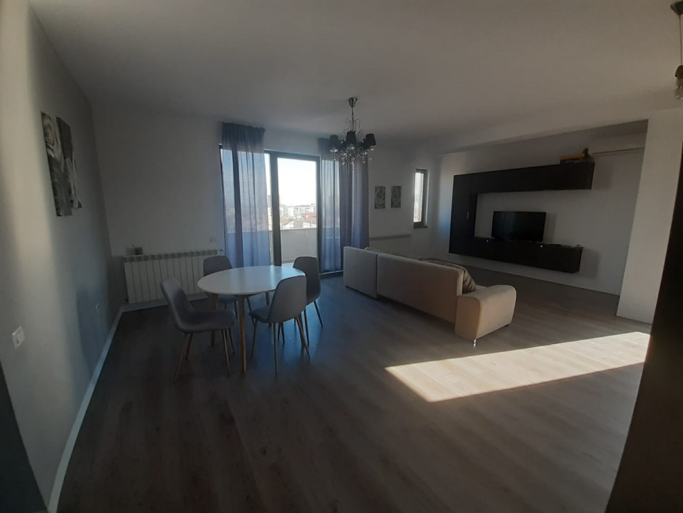 Delfinariu, spatiu birouri, 3 camere, 95 mp.