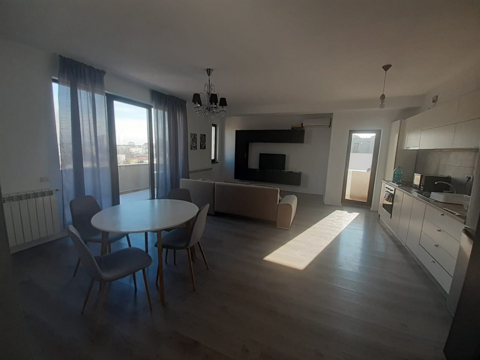 Delfinariu, spatiu birouri, 3 camere, 95 mp.