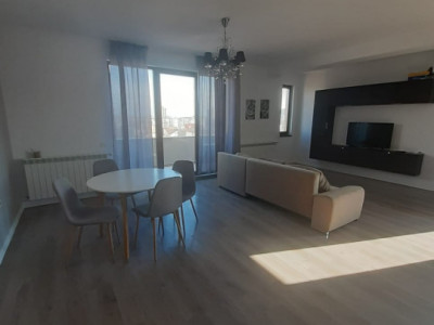 Delfinariu, spatiu birouri, 3 camere, 95 mp.