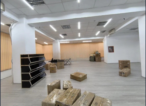Ultracentral, spatiu comercial cu destinatie specifica, 350 mp.