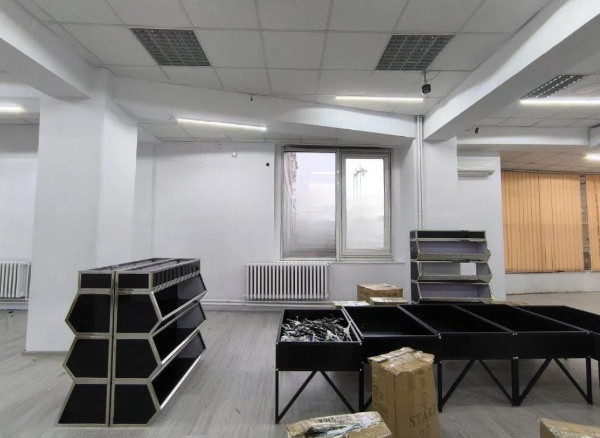 Ultracentral, spatiu comercial cu destinatie specifica, 350 mp.
