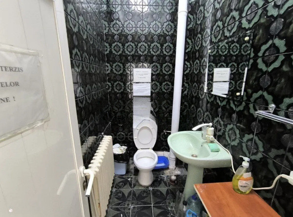 Ultracentral, spatiu comercial cu destinatie specifica, 350 mp.