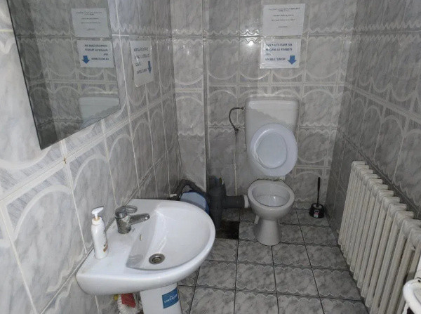 Ultracentral, spatiu comercial cu destinatie specifica, 350 mp.