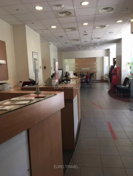 Dacia, spatiu comercial 223 mp., zona intens traficata