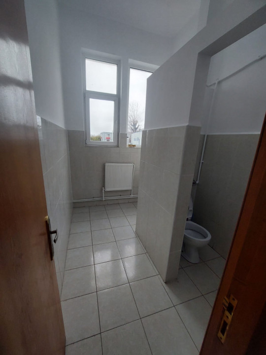 Definariu, spatiu ideal birouri 50 mp.