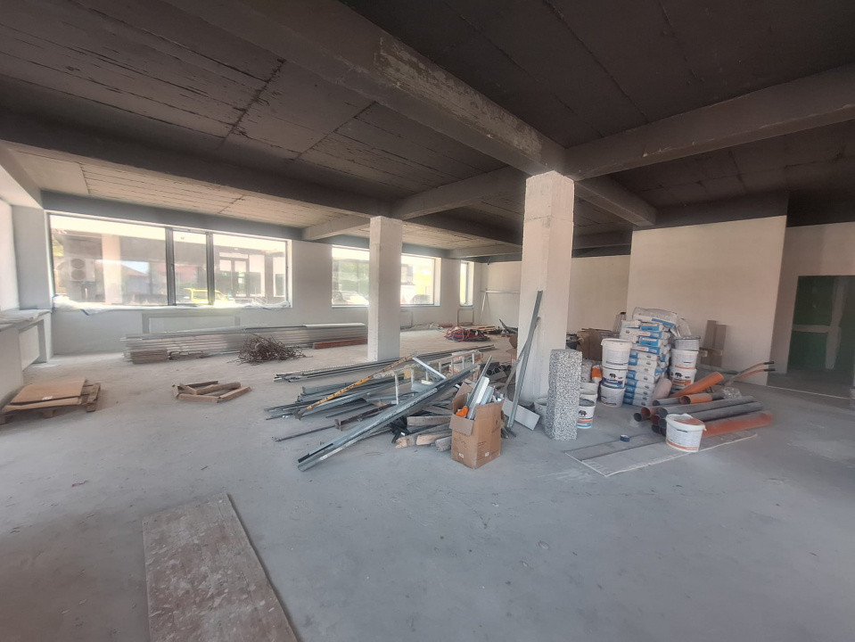 Faleza Nord, SPATIU COMERCIAL -  D+P+2 