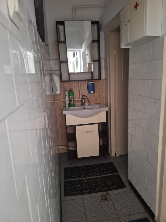 Dacia, SPATIU COMERCIAL,  40 mp., 2 grupuri sanitare