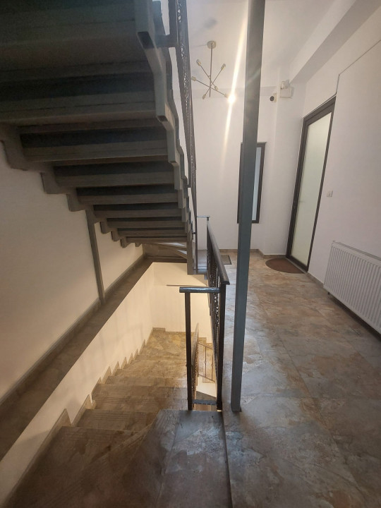 Ultracentral - Tomis Mall, spatiu IDEAL BIROURI,  120 mp.,mobilat modern