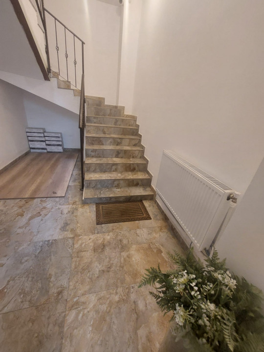 Ultracentral - Tomis Mall, spatiu IDEAL BIROURI,  120 mp.,mobilat modern