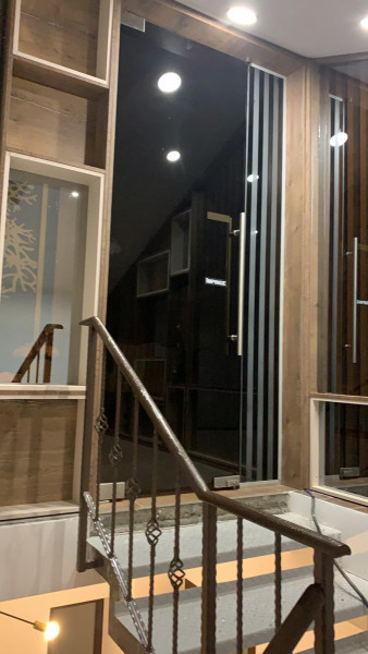 Ultracentral - Tomis Mall, spatiu IDEAL BIROURI,  120 mp.,mobilat modern
