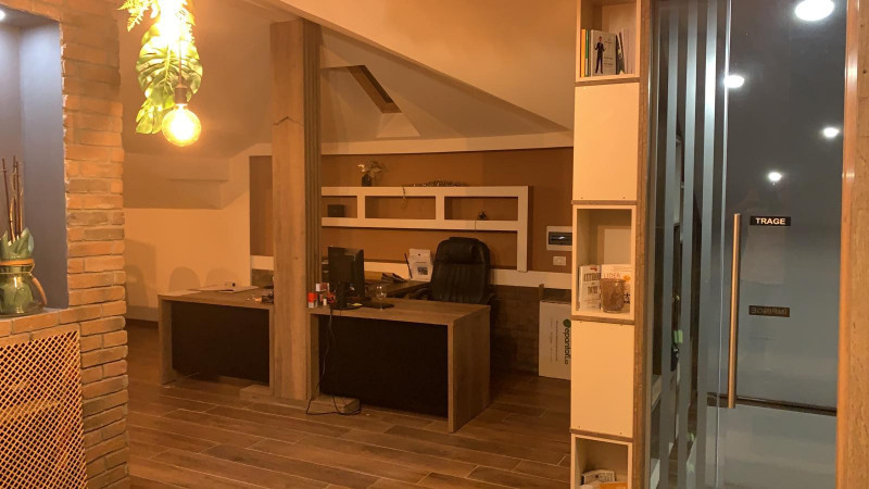 Ultracentral - Tomis Mall, spatiu IDEAL BIROURI,  120 mp.,mobilat modern