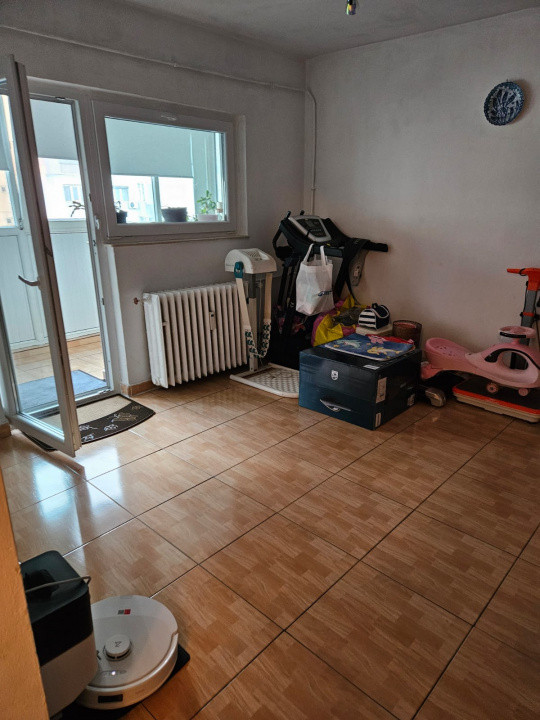 Casa de Cultura, apartament 3 camere decomandate
