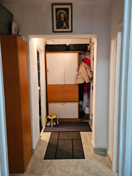 Casa de Cultura, apartament 3 camere decomandate