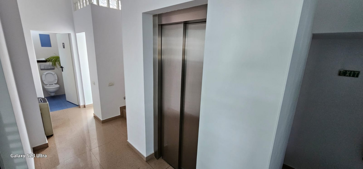 Ultracentral, SPATIU EXCLUSIV BIROURI, etaj 1,  163 mp.
