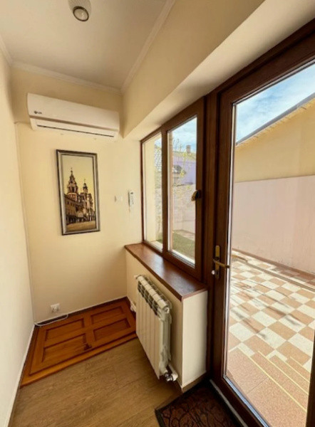 Ultracentral ( Tomis Mall ), spatiu IDEAL BIROURI, recent amenajat