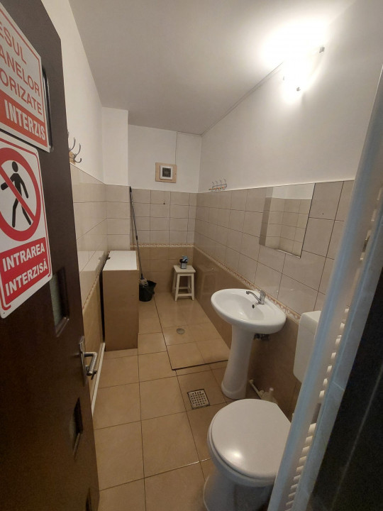 Inel II -Dezrobirii, spatiu comercial 30 mp., acces stradal