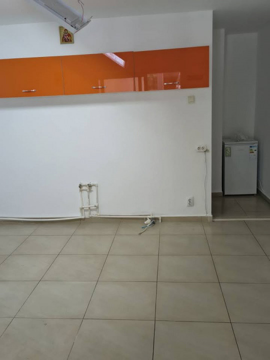 Inel II -Dezrobirii, spatiu comercial 40 mp., acces stradal