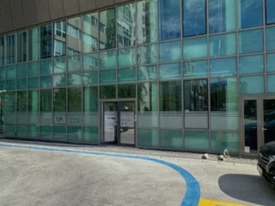 Faleza Nord , spatiu COMERCIAL/BIROURI, 240 mp., 3 locuri de parcare