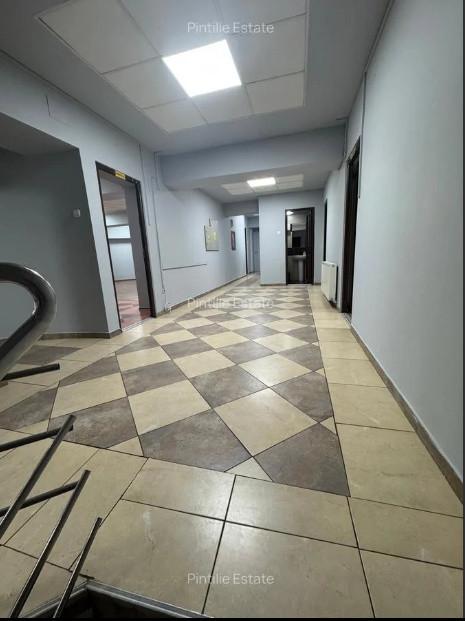 Casa de Cultura, spatiu IDEAL BIROURI, 242 mp.
