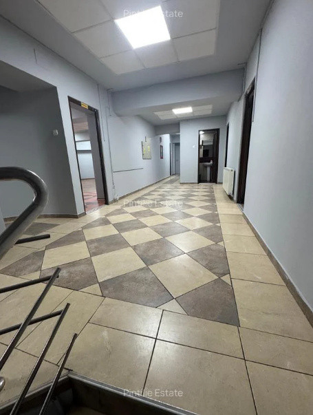 Casa de Cultura, spatiu IDEAL BIROURI, 242 mp.
